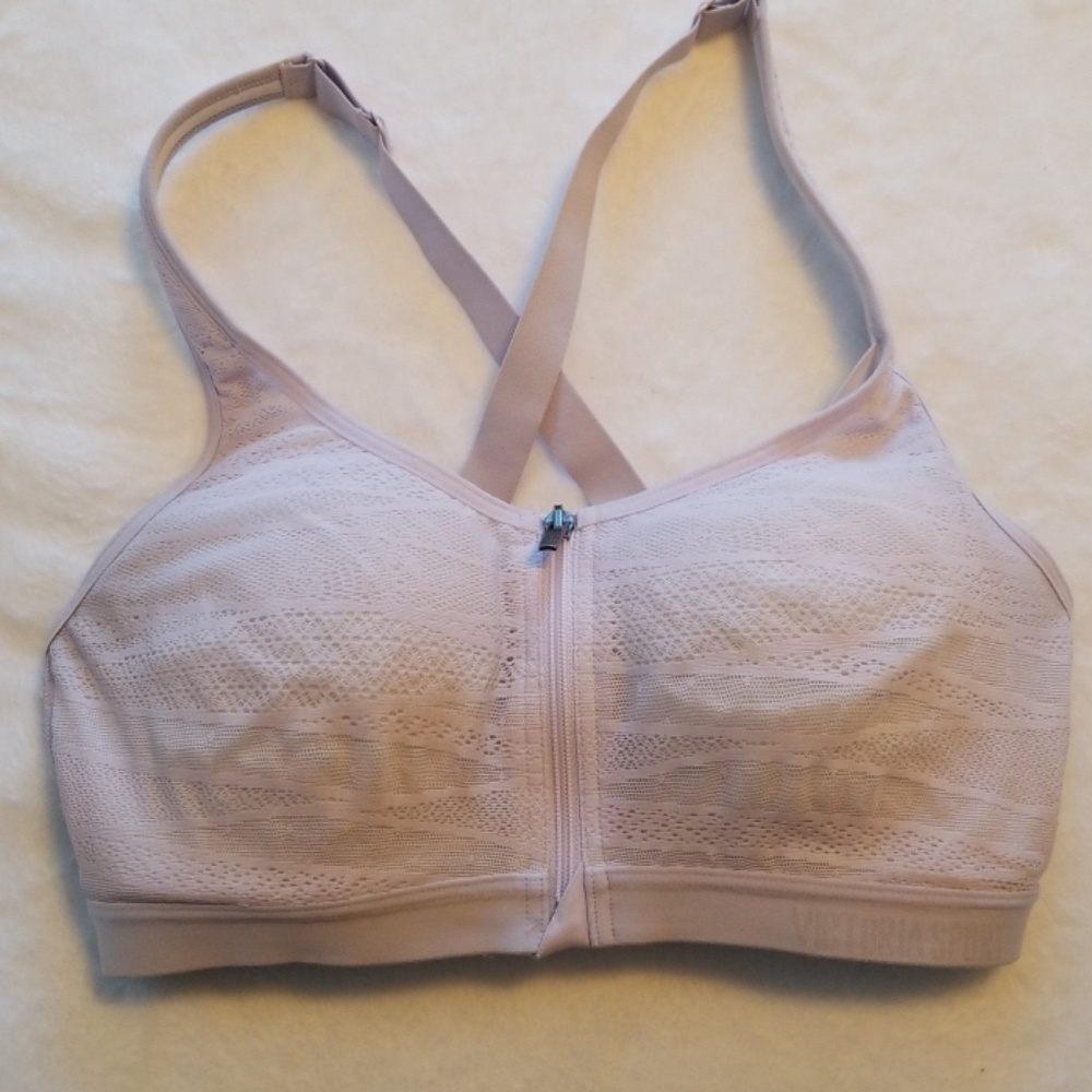 VS Knockout Sports Bra